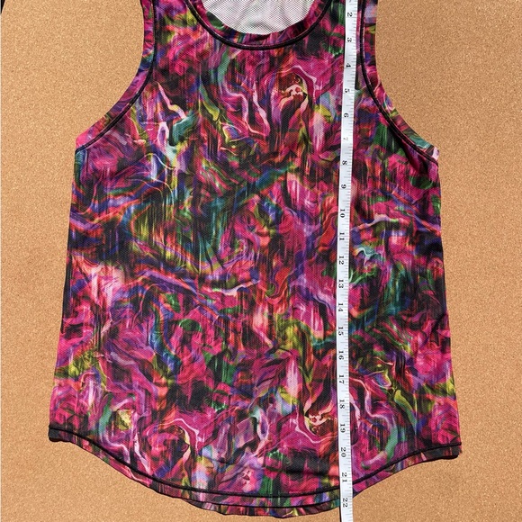 Lululemon High Neck Running and Training Hyper Flow Pink Tank Top S - Picture 5 of 11